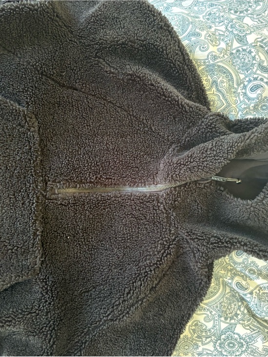 lululemon athletica Jackets & Blazers - lululemon athletica Black Teddy Fleece Jacket